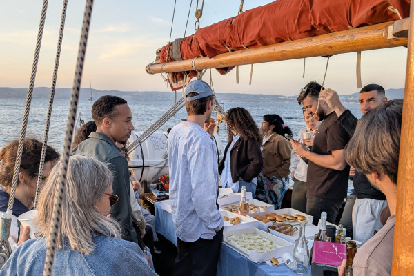 APERITIF SUNSET CALANQUES MARSEILLE