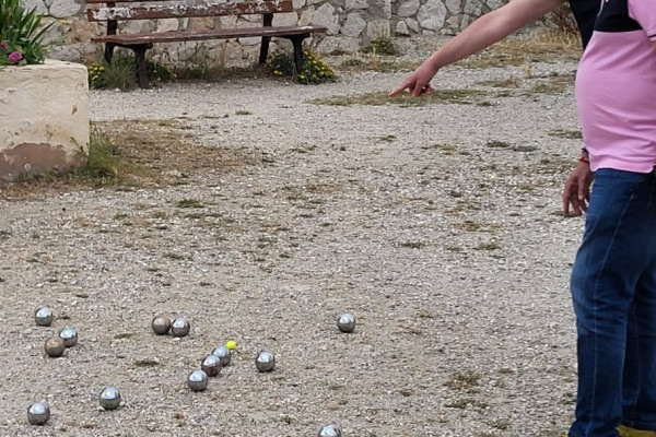 JOUER A LA PETANQUE A MARSEILLE